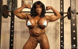 naked black fbb porn - Yvette Bova - Ebony Female Bodybuilder - Big in The Gym.