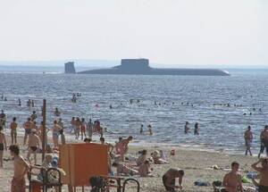 beach nude russia - Just an ordinary day at the beach - in Russia : r/funny
