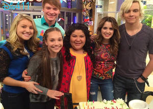 Austin And Ally Porn - Austin, Trish and Dez can't get enough from scaring Ally in this exclusive  clip from Austin & Ally. In \