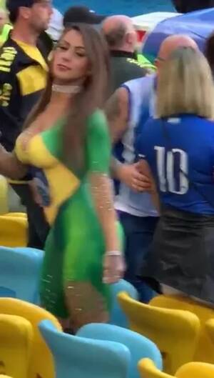 Brazilian Body Paint Porn - Hot Brazilian futbol fan in body paint - Shooshtime