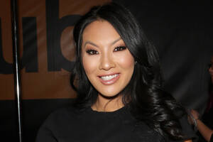 Akira Porn Star - PornHub stars walking in Fashion Week for the first time