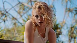 Kristen Stewart Cartoon Porn - How Kristen Stewart Became Her Generation's Most Interesting Movie Star |  The New Yorker