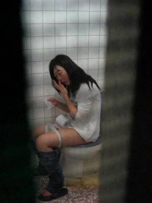 naked toilet voyeur - Double penetration male mpegs