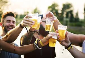 drunk folks party - 5 Signs Your Weekend Drinking Could Be More Of A Problem Than You Realize -  Alcohol Rehab Guide