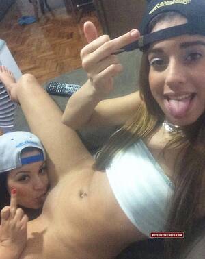 Eating Girl Out Porn - Eating Her Friend Out Porn Pic - EPORNER