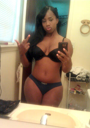 black chick nude selfie - Black women nude selfie. Photo #4