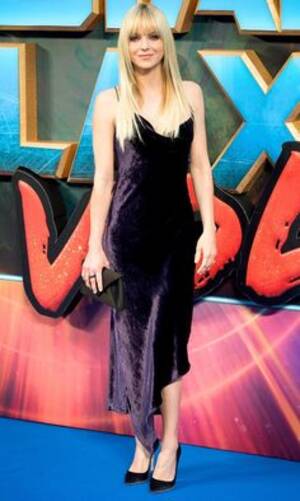 Anna Faris Xxx - 120 Mom ideas | anna faris, mom, mom tv show