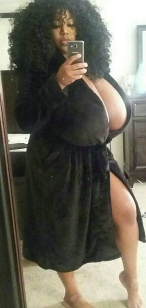 ebony bbw tits selfie - Super Duper Damn
