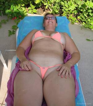 bbw amateur wife thong - Chubby wife share her hoilday snaps with us wearing bikini thong