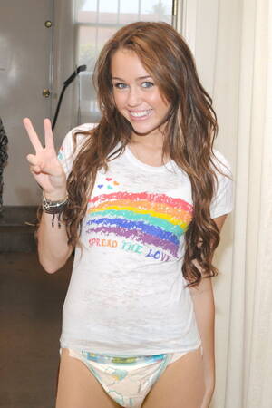 Miley Cyrus Diaper Porn - thumbs.pro : freelyelegantgiver: â€œThe true baby side of Miley Cyrusâ€