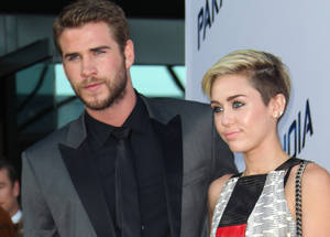 Miley Cyrus S&m Porn - Miley Cyrus, Liam Hemsworth Split: Reps Confirm Engagement Is Off | HuffPost