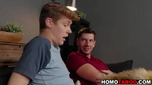 Gay Step Porn - First time gay sex for inexperienced step-brother - XNXX.COM