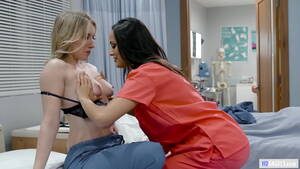 Lesbian Nurse Fuck - Doctor Has Lesbian Sex With Rookie Nurse - Sofi Ryan, Riley Reyes -  XVIDEOS.COM