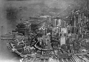 Aerial Porn Day - Vintage City Porn (100 Years Ago Today, 1 January 1922) An aerial shot of  lower Manhattan, New York City on the first day of 1922 [1500 x 1035] :  r/CityPorn