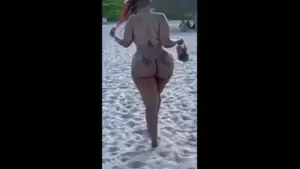 big butt twerk nude on beach - Big booty naked beach walk | xHamster