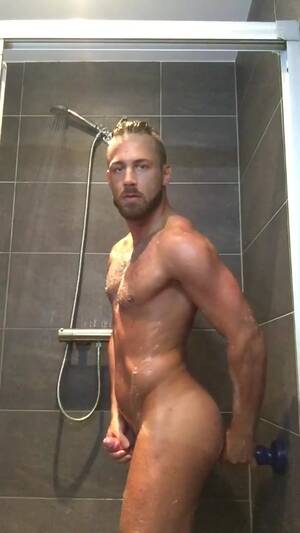 Hot Gay Shower Dildo Fuck - Model gay: hunk rides dildo in shower - ThisVid.com