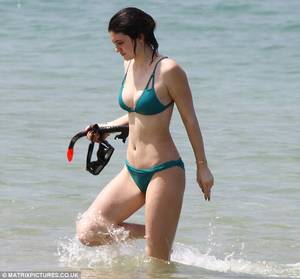 jenner topless on beach - Kylie Jenner Naked Pics & Sex Tape Release Following Upcoming 18th Birthday