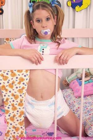 Cutest Girl Ab Dl Porn - Baby girl in her crib