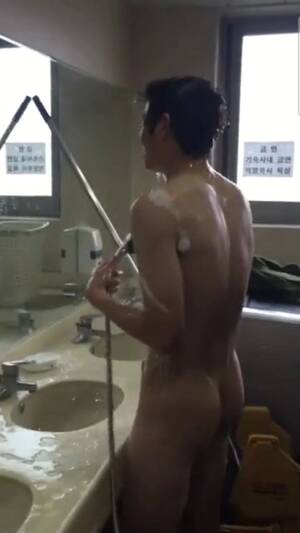 Korean Gay Porn Shower - Korean friend shower - video 2 - ThisVid.com en anglais