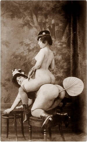 1920 vintage nude - 1920s Vintage Erotic Postcards/Photographs Depicting Lesbian Encounters