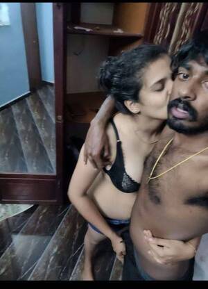 indian nude mallu couples - Mallu cuckold couple leaked nudes and selfies - Desi Bomma