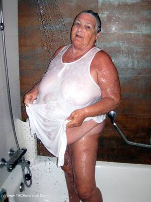 granny shower - Grandma Libby - Shower Time Gallery