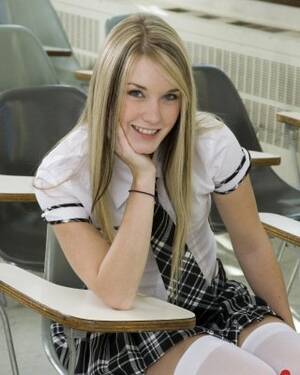 cute upskirt - Cute blonde teen schoolgirl upskirt Porn Pictures, XXX Photos, Sex Images  #3122961 - PICTOA
