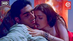 Aishwarya Rai Bachchan Sex - Aishwarya Rai Love Scene in Dhaai Akshar Prem Ke | Salman Khan, Sonali  Bendre, Abhishek Bachchan - YouTube