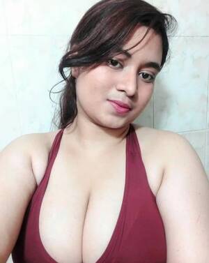 extra large naked boobs - Big boobs Paki girl solo nude selfies for lover - FSI Blog