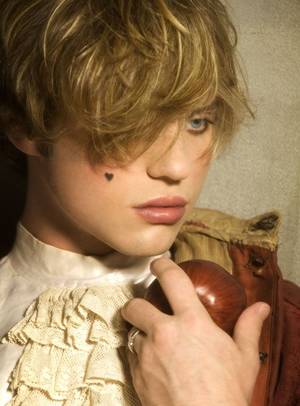 Androgynous Fantasy Porn - Miles to Go