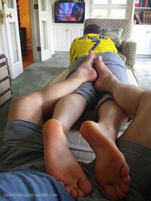 Barefoot Gay Lovers - Couple Moments, Barefoot Men, Male Feet, Gay Couple, Hot Guys, Lovers,  Happiness, Men, Bonheur