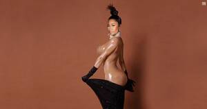Nicki Minaj Porn - Nicki Minaj spoofs Kim Kardashian's nude photos on James Franco-hosted  'Saturday Night Live' â€“ New York Daily News