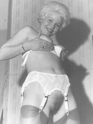 Female Vintage Porn 1950 - retro porn post