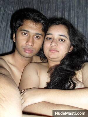india honeymoon couple nude - Hot sexy Indian couple sensational nude honeymoon photos - Porn pics