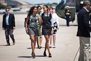Malia Obama Pussy - Malia & Sasha Obama Give an Interview in Michelle Obama's Documentary