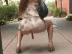 dildo walk - Dildo walking