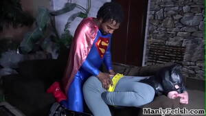 Black Guy Superhero Porn - Hung black superman barebacking batman after getting blown - XVIDEOS.COM