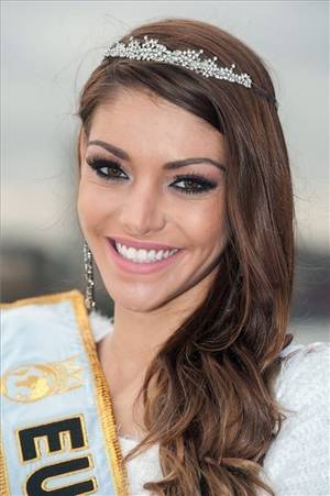 Miss Hungary Porn - Hungarian beauty second in Miss World contest