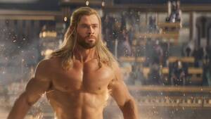 Chris Hemsworth Nude Porn - Chris Hemsworth's Thor Nude Scene Was \