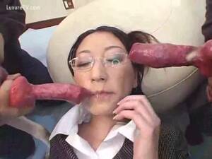 Japanese Business Lady Porn - Japanese Business Woman Takes Tentacles - LuxureTV