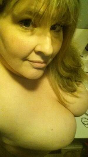 amatuer step mom nude - Just your naked step-mom! 36/F/NorCal Porn Pic - EPORNER