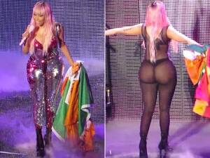 Big Booty Nicki Minaj Porn - Nicki Minaj Bares Her Butt During a Concert Because Why Not? - Life & Style