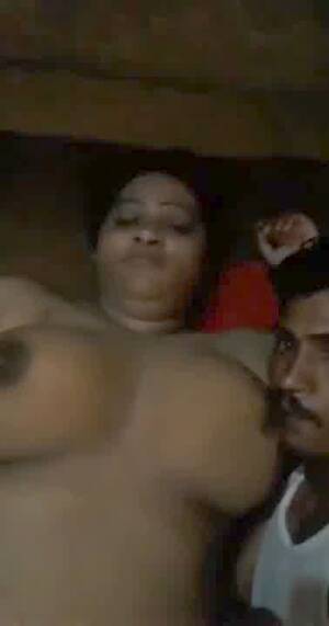 Desi Pakistani - boy bite on desi pakistani aunty boobs , porn e2 - anybunny.com