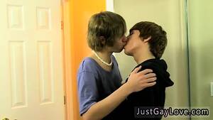 Boys Kissing Porn - Free Mobile Porn - Sex Emo Cute Boys Kiss Fuck From Our Dvd Parody Of Never  Say - 1195980 - IcePorn.com