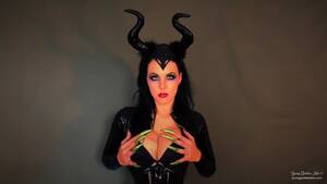 Beautiful Monster Porn - Beautiful Monster Preview - Joi - Young Goddess Kim - xxx Mobile Porno  Videos & Movies - iPornTV.Net