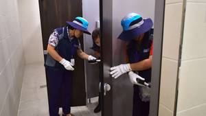 micro camera - Agence France-Presse