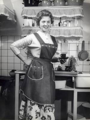 1950 Housewife Retro Kitchen Porn - The Netherlands , during the fifties: a houseproud housewife.