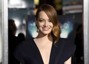 Emma Stone Fucked - Emma Stone Opens Up to Jennifer Lawrence About Turning 30, Her New Project,  and Family