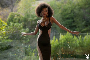 classy black slut - classy busty slut muse naada loves to show off her hot body -  musenaadia0001-01_2400 Porn Pic - EPORNER