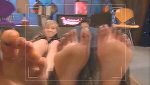 Carly Icarly Porn Feet - MIRANDA COGROVE AND JENNETTE MCCURDY SEXY FEET (ICARLY) (PART 4) Porn Video  - Rexxx